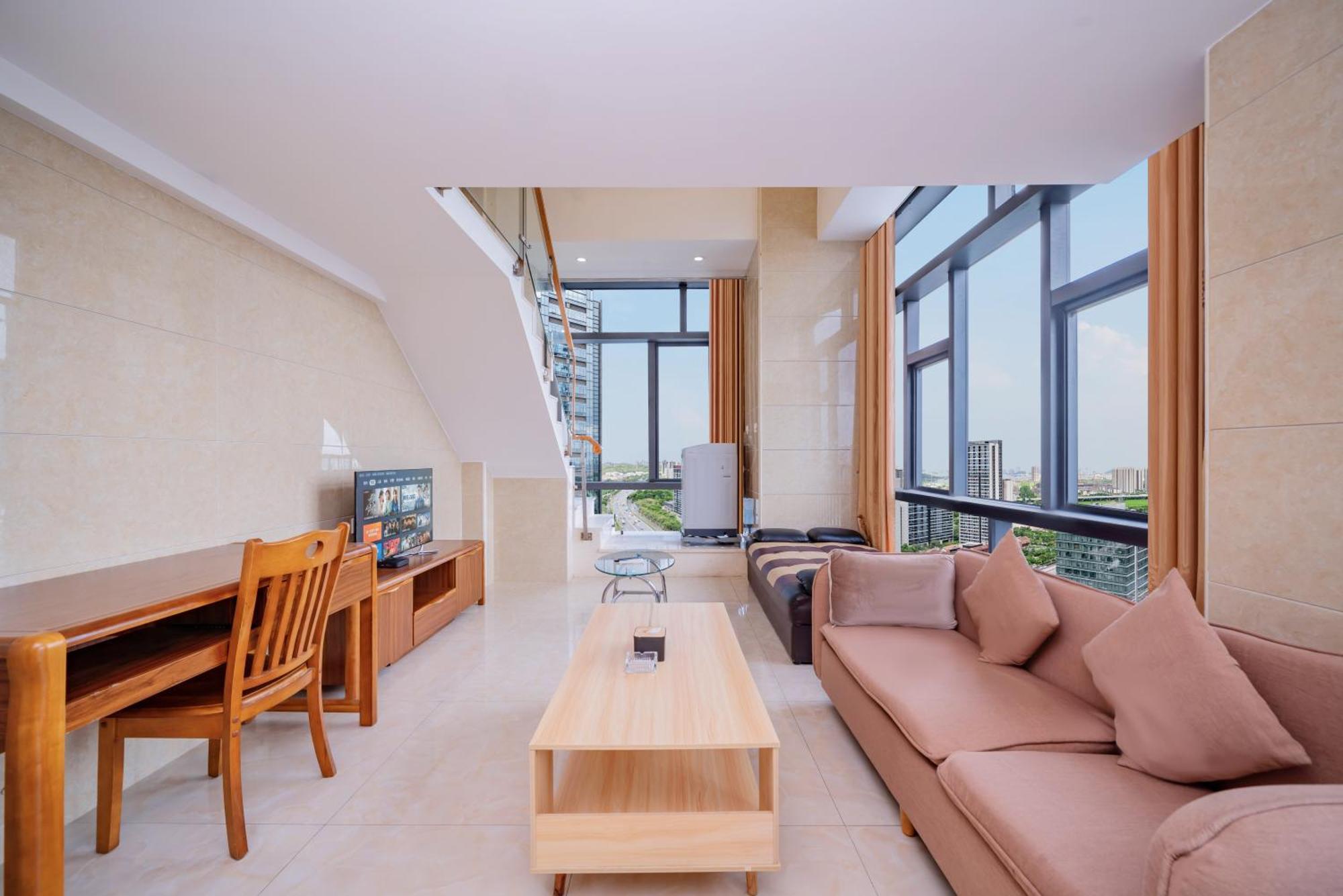 April Fair Duplex Apartment Guangzhou South Railway Station Ao Yuan Yue Shi Dai Branch Exterior photo